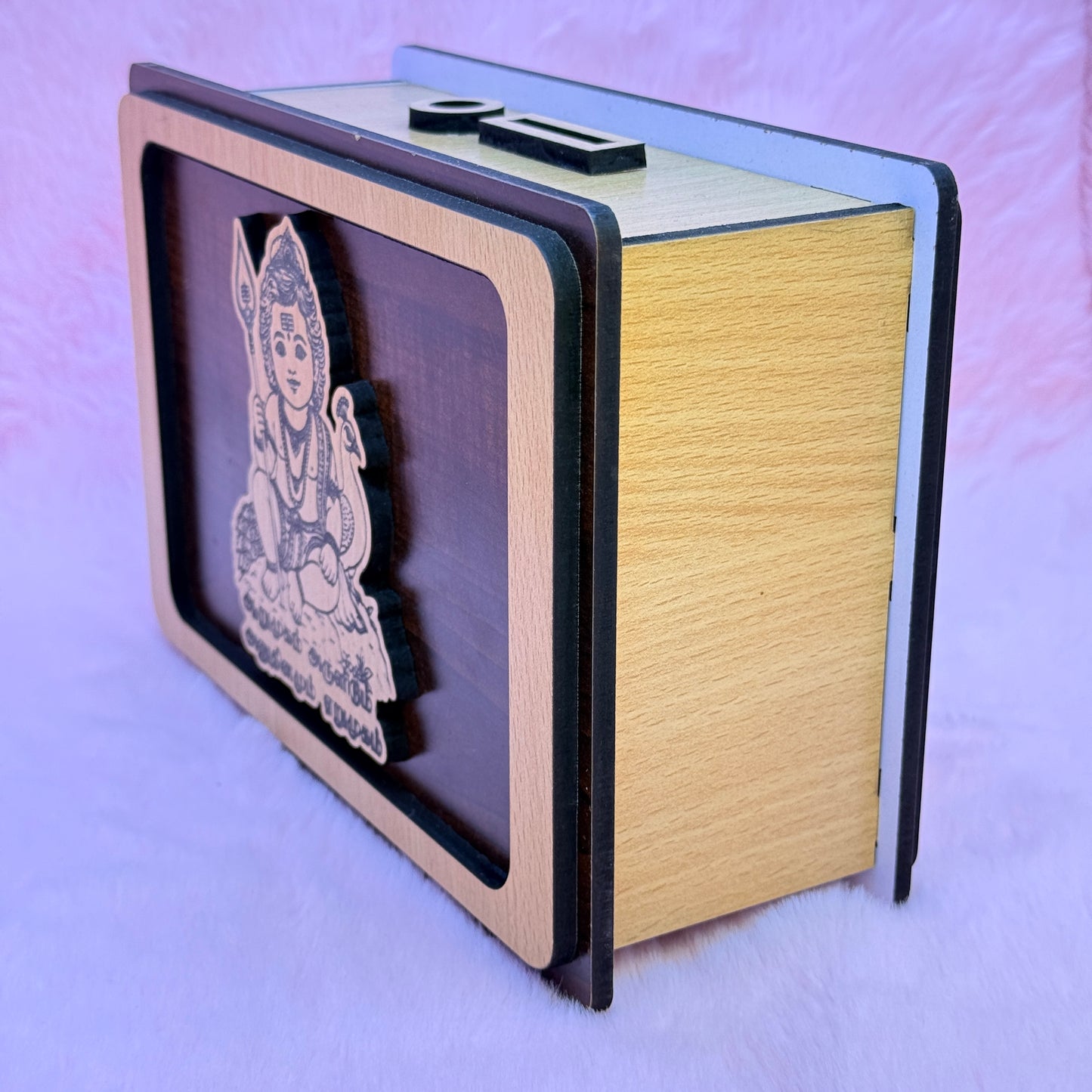 Baby Murugar ₹50,000 Money Saving Box – Wooden Piggy Bank with Laser Marking "ஆறுமுகம் அருளிடும் அனுதினமும் ஏறுமுகம்"