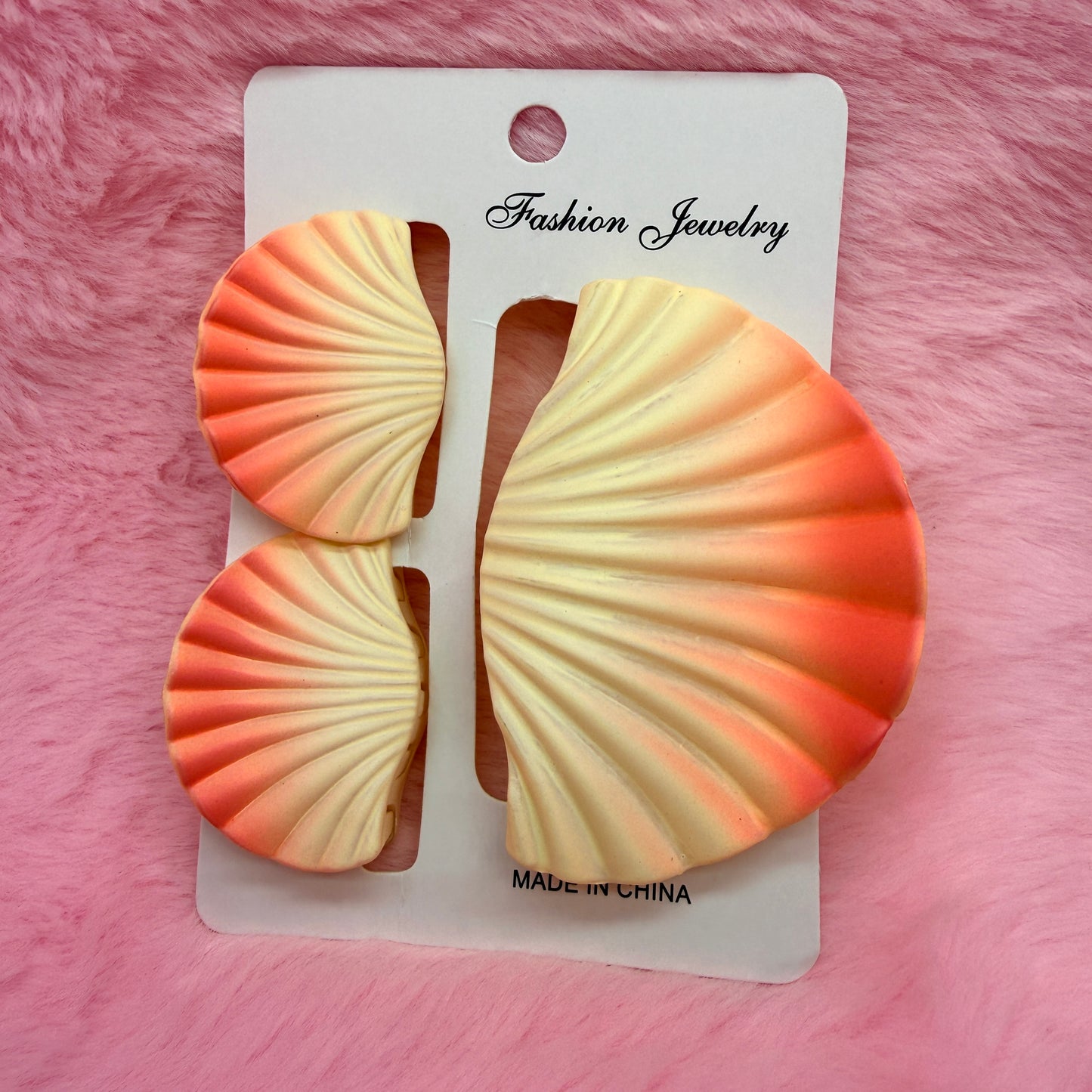 Trending Shell Shape Clutch Hair Clip Set for Women & Girls | Matte Transparent Pastel Claw Clips Combo