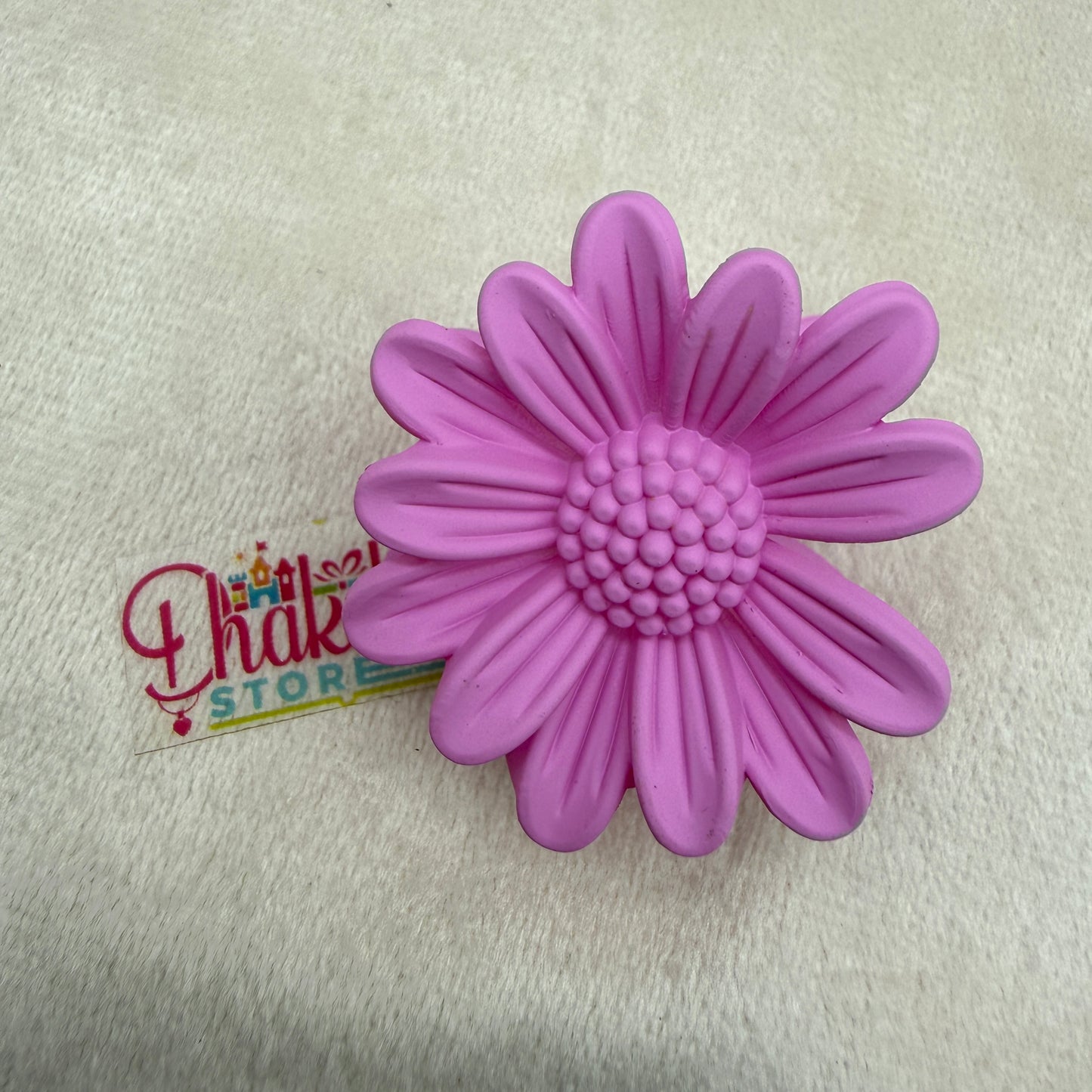 Matte Flower Hair Claw Clip – Daisy Design (Multiple Colors)