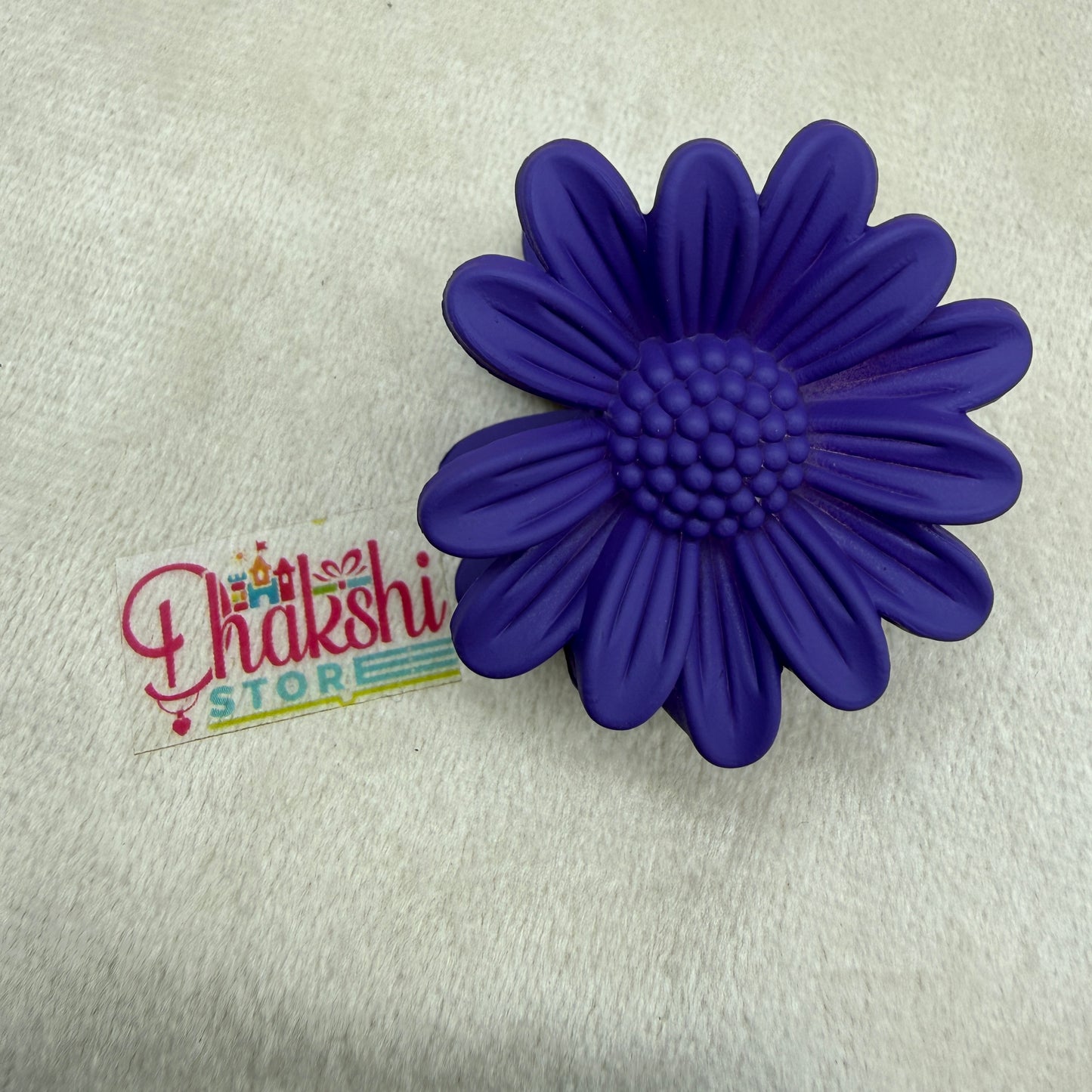 Matte Flower Hair Claw Clip – Daisy Design (Multiple Colors)