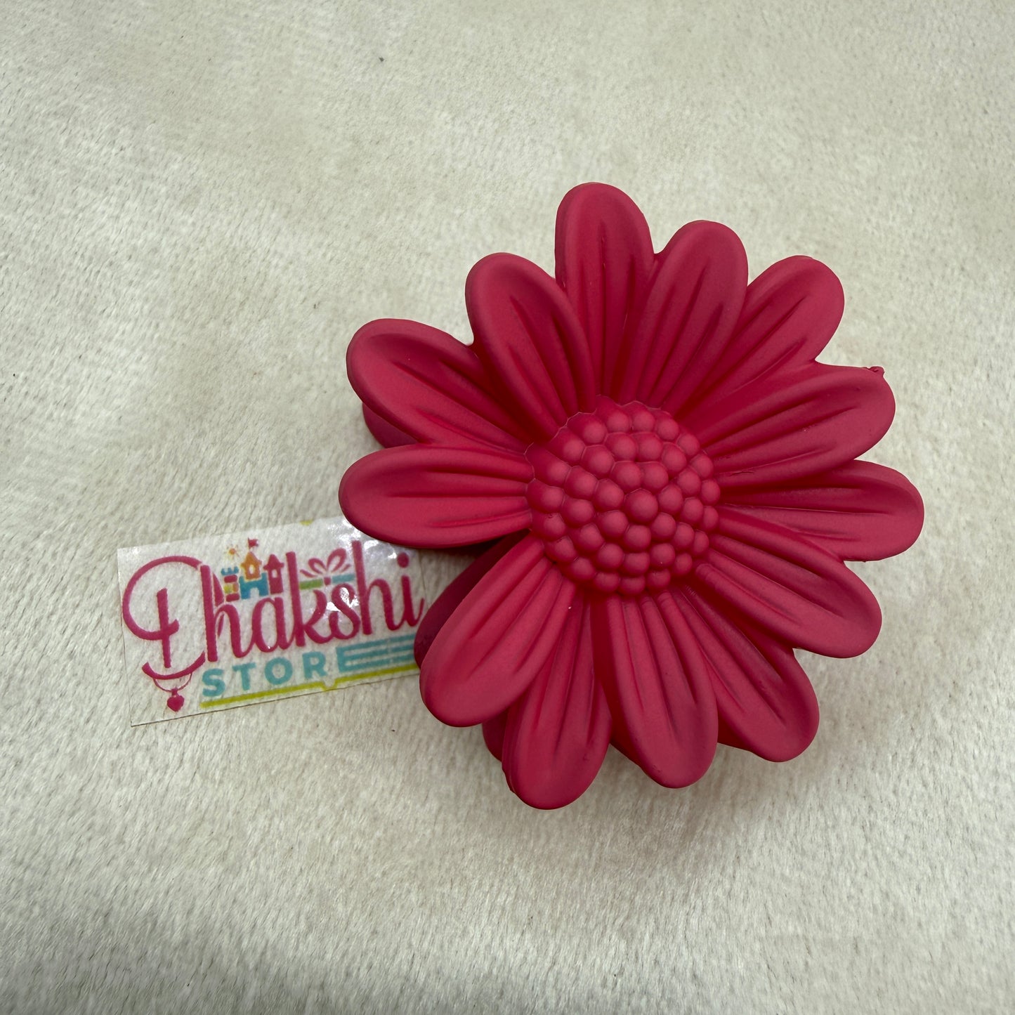 Matte Flower Hair Claw Clip – Daisy Design (Multiple Colors)