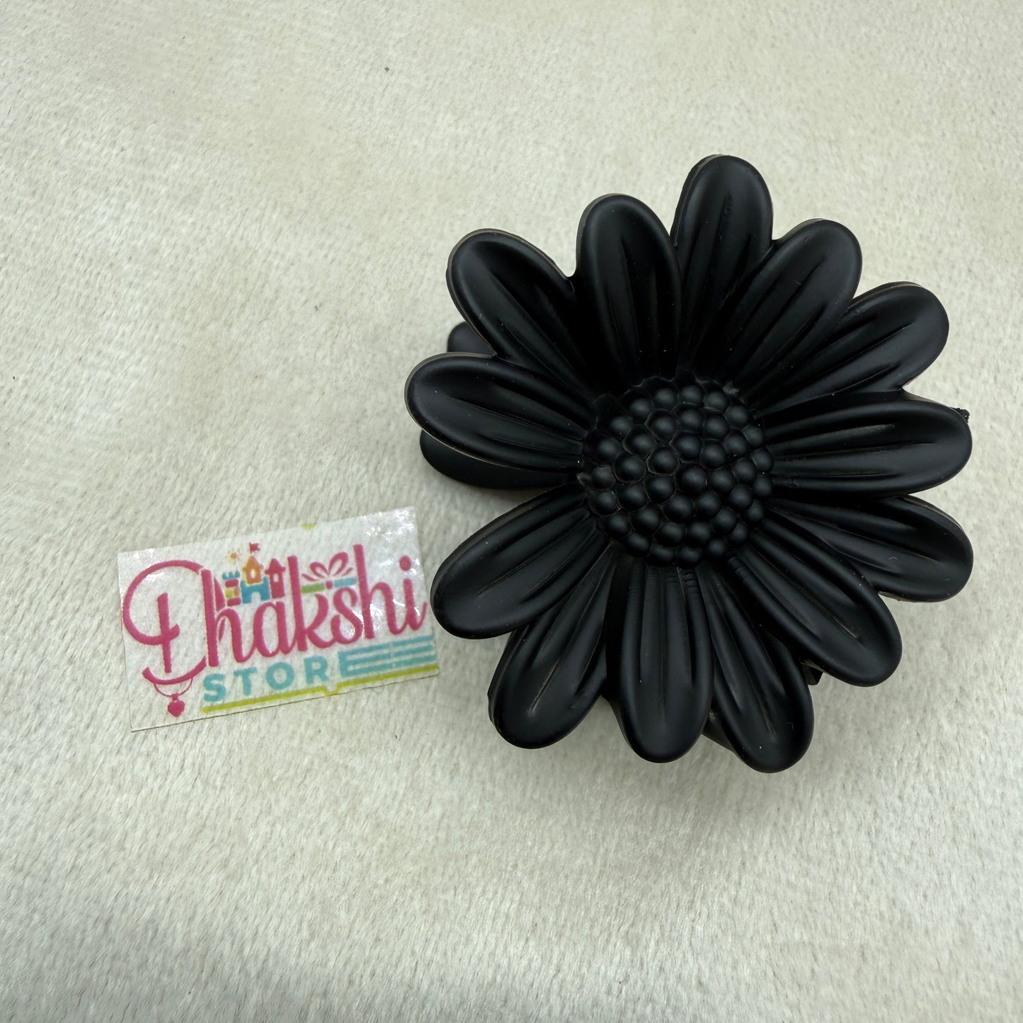 Matte Flower Hair Claw Clip – Daisy Design (Multiple Colors)