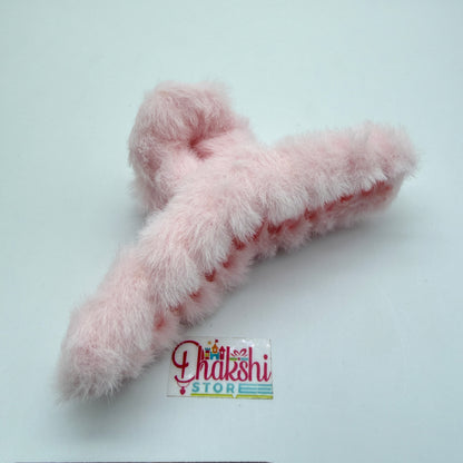 Fluffy Fur Hair Claw Clip – Soft Plush Hair Accessory