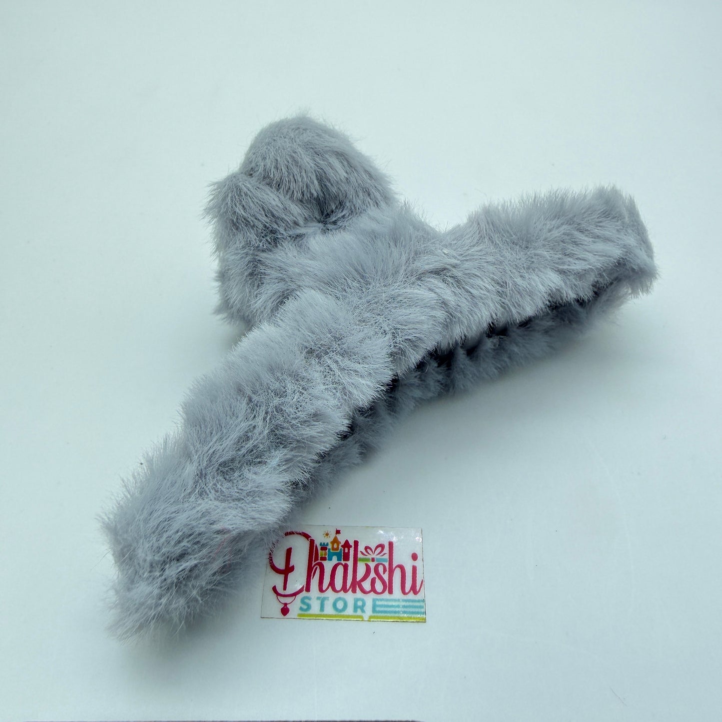 Fluffy Fur Hair Claw Clip – Soft Plush Hair Accessory