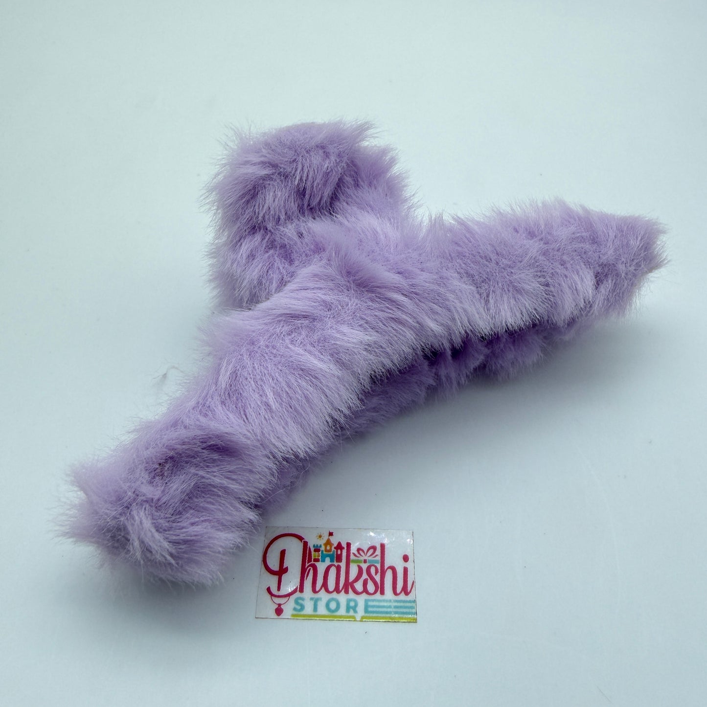 Fluffy Fur Hair Claw Clip – Soft Plush Hair Accessory